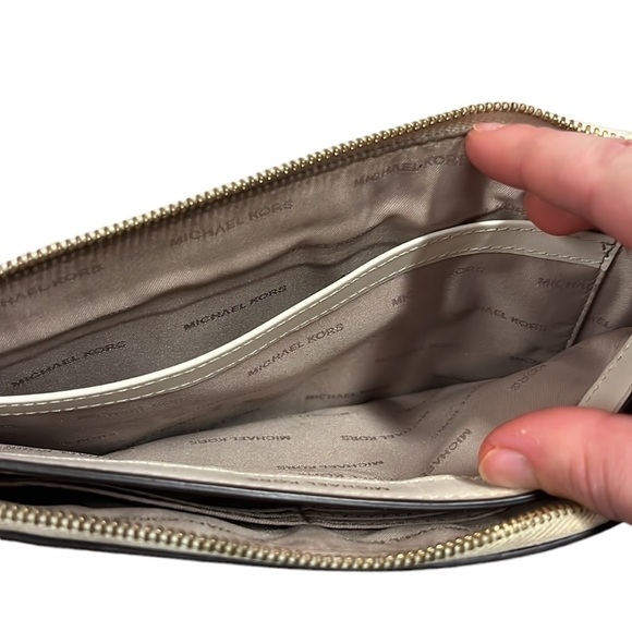 Michael Kors Striped Large Clutch Wallet - Picture 5 of 8